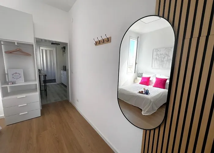 Lilacs And Lemonade Bari